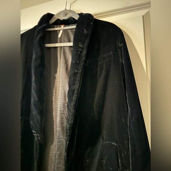 Free People Yesterdays Muse Velvet Blazer Black Retro Metal Accent Size XS EUC - Picture 5 of 8